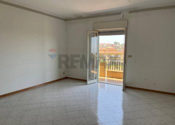 Stanza vuota - Quadrilocale Via Soprarie
 
25, Mascalucia - foto 13