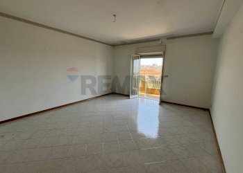 Stanza vuota - Quadrilocale Via Soprarie
 
25, Mascalucia - foto 15