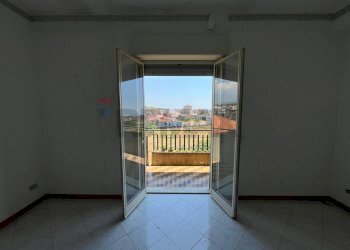 Stanza vuota - Quadrilocale Via Soprarie
 
25, Mascalucia - foto 17