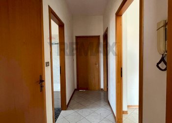 Hall / corridoio - Quadrilocale Via Soprarie
 
25, Mascalucia - foto 37