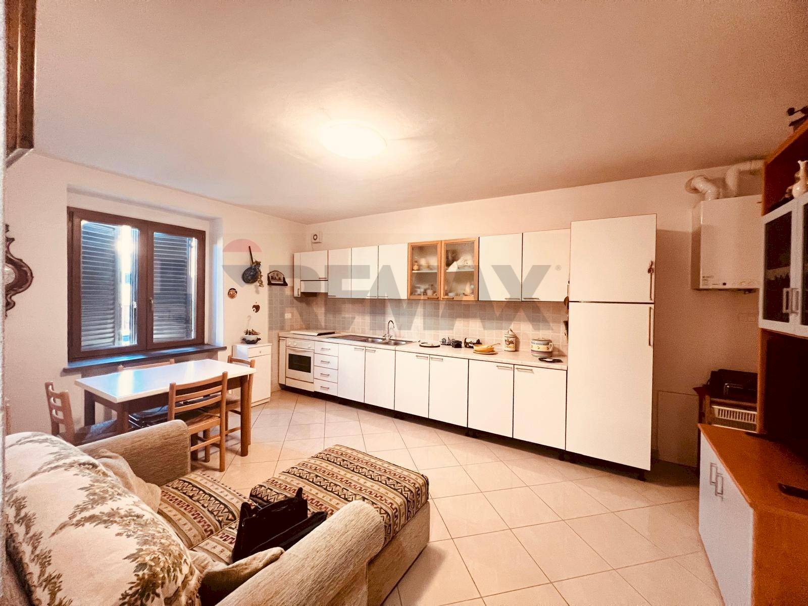 Cucina - Three-room apartment Piazza Fulvio Giaconi
 
24, Castellina Marittima - photo 1