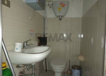 Bagno - Ufficio Piombino - foto 5