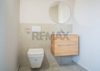 Bagno - Quadrilocale Via Puttina
 
16, Viadana - foto 7
