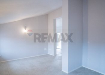 Stanza vuota - Quadrilocale Via Puttina
 
16, Viadana - foto 10