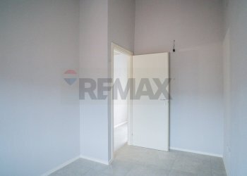 Stanza vuota - Quadrilocale Via Puttina
 
16, Viadana - foto 20