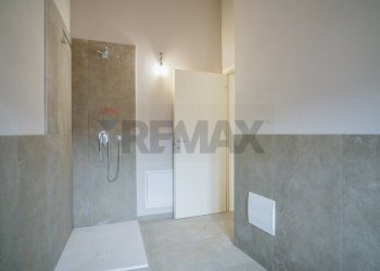 Bagno - Quadrilocale Via Puttina
 
16, Viadana - foto 31