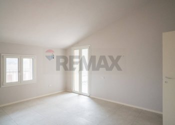 Stanza vuota - Quadrilocale Via Puttina
 
16, Viadana - foto 34