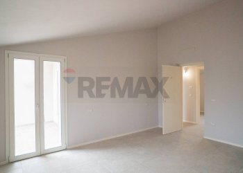 Stanza vuota - Quadrilocale Via Puttina
 
16, Viadana - foto 35