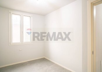 Stanza vuota - Quadrilocale Via Puttina
 
16, Viadana - foto 21