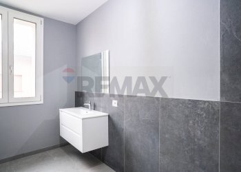 Bagno - Quadrilocale Via Puttina
 
16, Viadana - foto 29