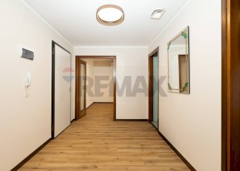 Hall / corridoio - Bilocale Via Casimiro Donadoni
 
17, Trieste - foto 1