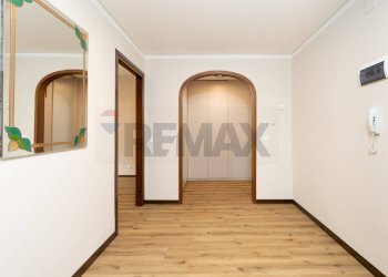 Hall / corridoio - Bilocale Via Casimiro Donadoni
 
17, Trieste - foto 2