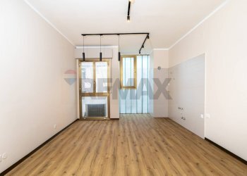 Stanza vuota - Bilocale Via Casimiro Donadoni
 
17, Trieste - foto 3