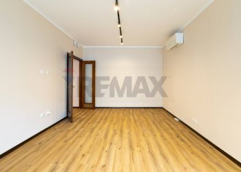 Stanza vuota - Bilocale Via Casimiro Donadoni
 
17, Trieste - foto 5