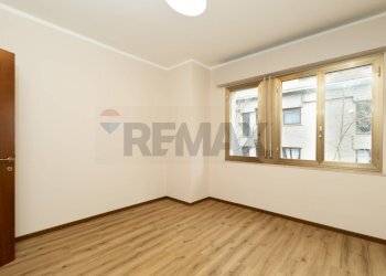 Stanza vuota - Bilocale Via Casimiro Donadoni
 
17, Trieste - foto 9