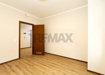 Stanza vuota - Bilocale Via Casimiro Donadoni
 
17, Trieste - foto 10