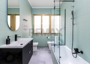 Bagno - Bilocale Via Casimiro Donadoni
 
17, Trieste - foto 13