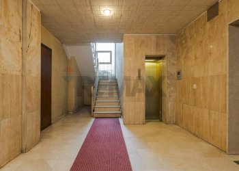 Ricezione / Lobby - Bilocale Via Casimiro Donadoni
 
17, Trieste - foto 18