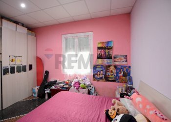 Camera / camera da letto - Casa semi indipendente Via Briano
 
3/2, Quiliano - foto 14