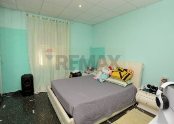 Camera / camera da letto - Casa semi indipendente Via Briano
 
3/2, Quiliano - foto 15