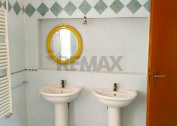 Bagno - Rustico Via Papa Giovanni XXIII
 
snc, Arborio - foto 9