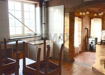 Sala da pranzo - Rustico Via Papa Giovanni XXIII
 
snc, Arborio - foto 31