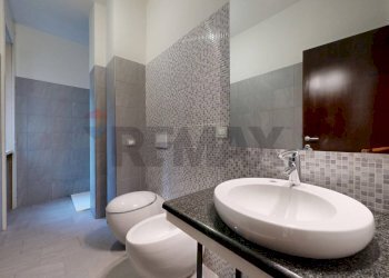 Bagno - Bilocale Via Correggio
 
19, Milano - foto 12