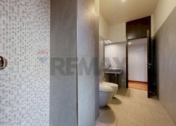 Bagno - Bilocale Via Correggio
 
19, Milano - foto 13