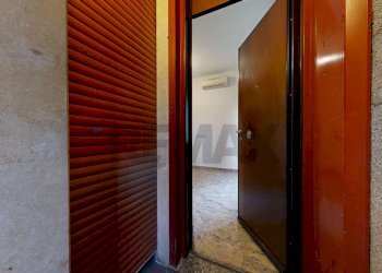 Hall / corridoio - Two-room apartment Via Correggio
 
19, Milano - photo 15