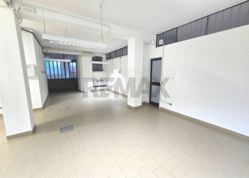 Stanza vuota - Laboratorio via imbonati
 
72, Milano - foto 7