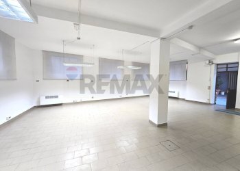 Stanza vuota - Laboratorio via imbonati
 
72, Milano - foto 9