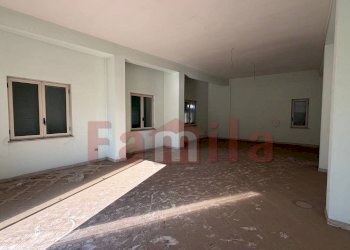 Foto 9 - Locale Commerciale Sperone - foto 9