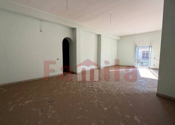 Foto 11 - Locale Commerciale Sperone - foto 11