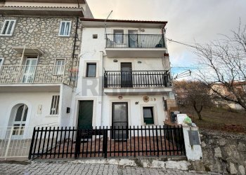 Edificio all\'aperto - Independent house RICCI-MACCARONI
 
42, Ateleta - photo 1