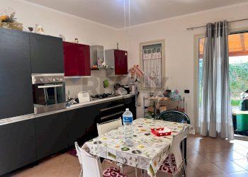 Cucina - Casa semi indipendente Viale San Francesco
 
53, Campofelice di Roccella - foto 7
