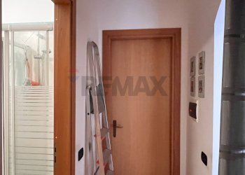 Hall / corridoio - Casa semi indipendente Viale San Francesco
 
53, Campofelice di Roccella - foto 14