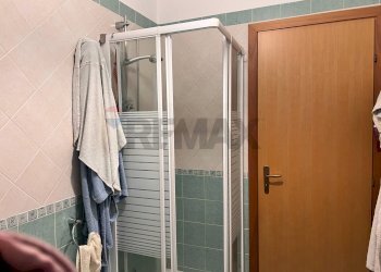 Bagno - Casa semi indipendente Viale San Francesco
 
53, Campofelice di Roccella - foto 16