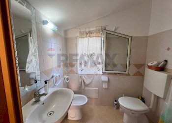 Bagno - Casa semi indipendente Viale San Francesco
 
53, Campofelice di Roccella - foto 27