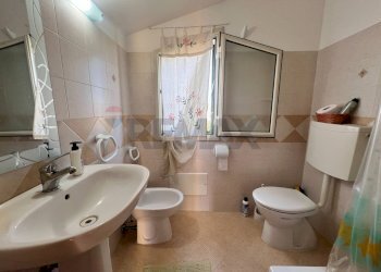 Bagno - Casa semi indipendente Viale San Francesco
 
53, Campofelice di Roccella - foto 29