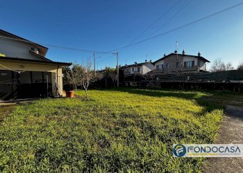 Foto 2 - Independent house VIA ATTIRAGLIO
 
10, Palazzolo sull'Oglio - photo 2