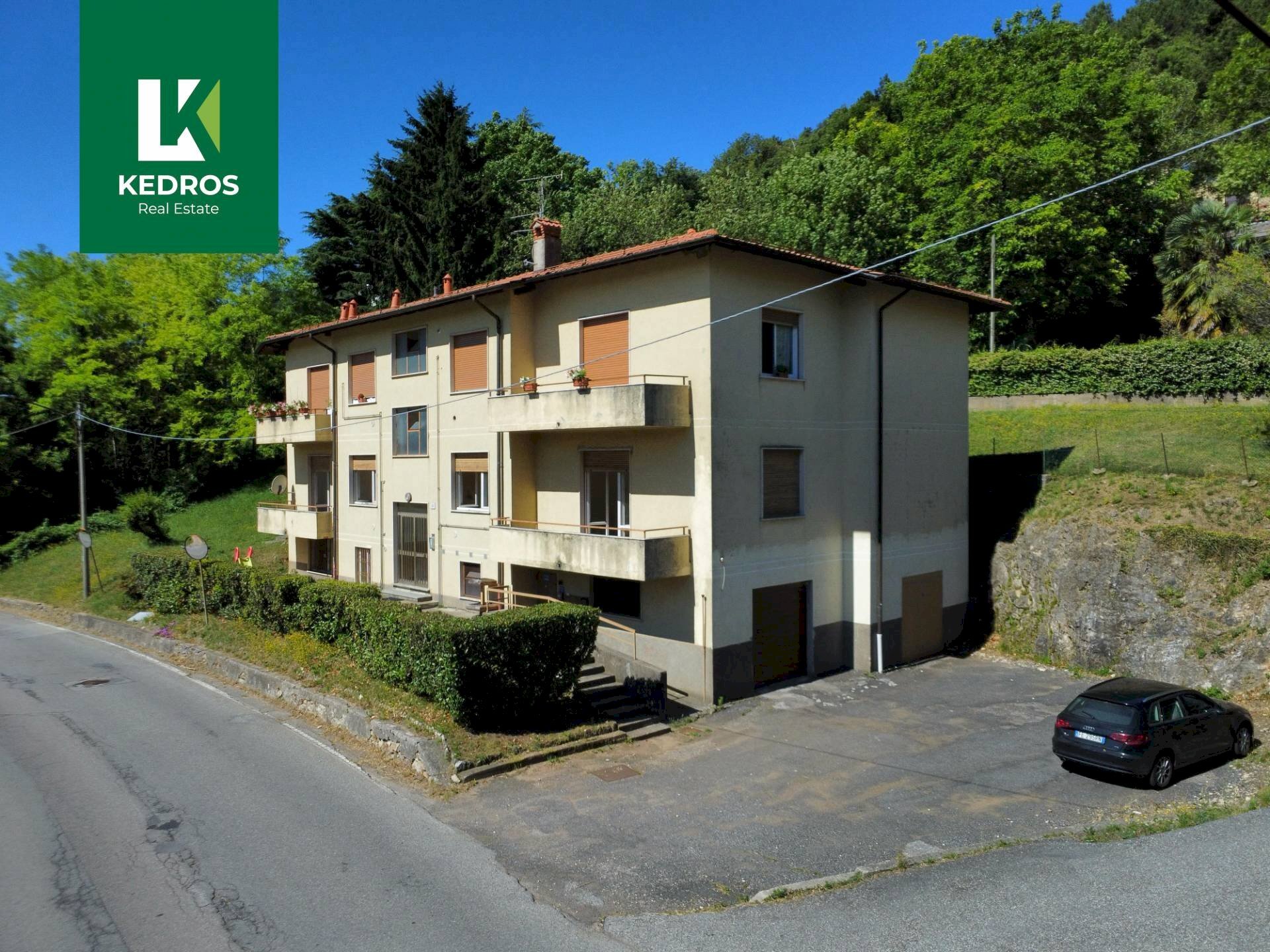 Foto 1 - Trilocale Via Provinciale Rasa
 
51, Varese - foto 1