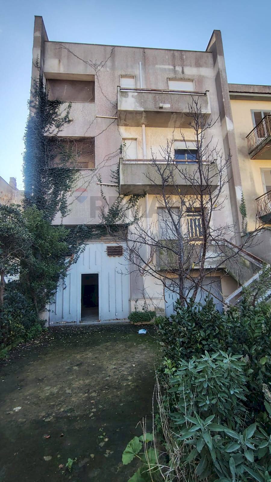 Edificio all\'aperto - Independent house VIA CIELO D'ALCAMO
 
49, Gibellina - photo 1