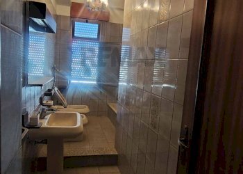 Bagno - Casa indipendente VIA CIELO D'ALCAMO
 
49, Gibellina - foto 39