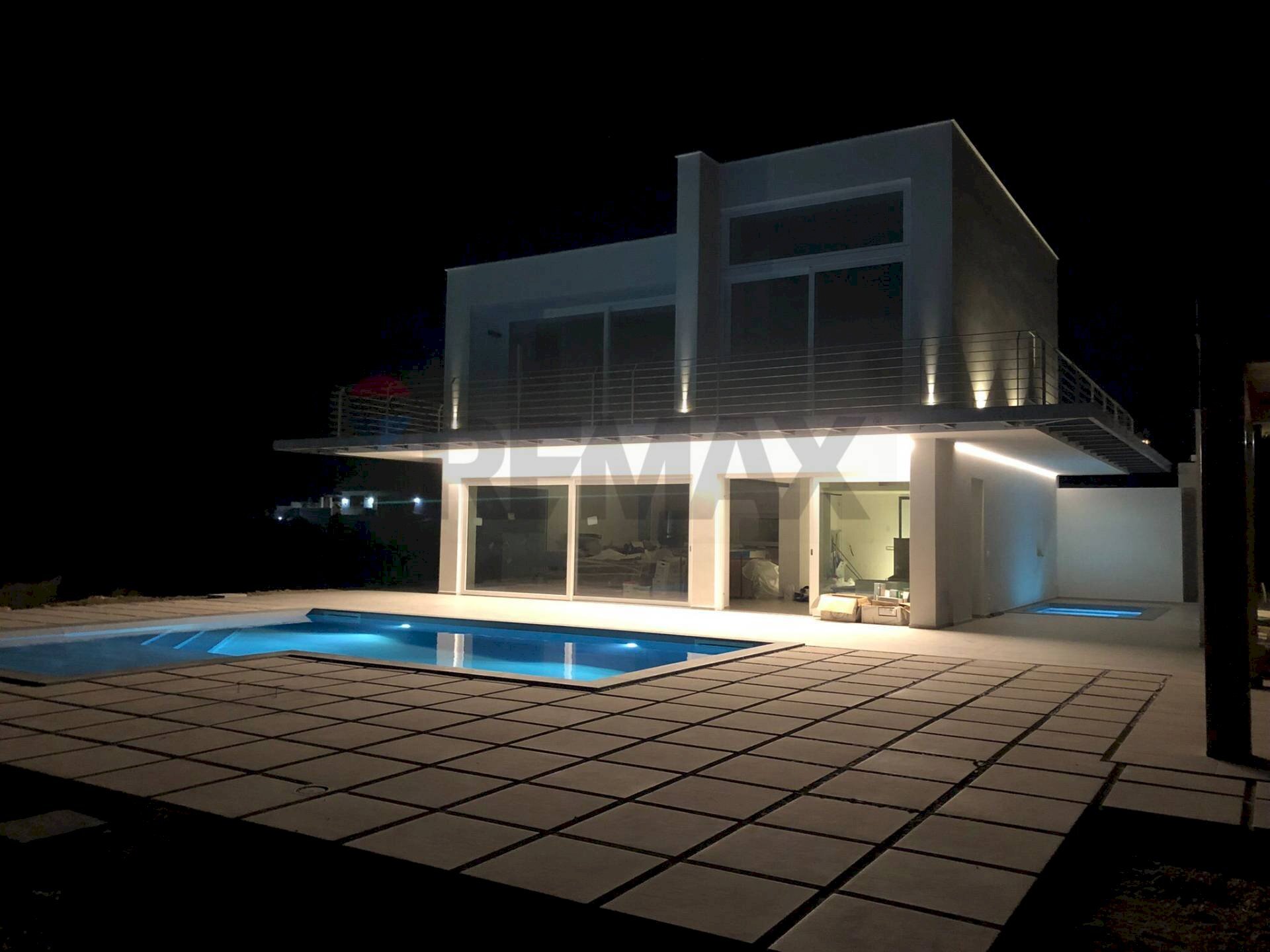 Piscina - Villa via Enea
 
snc, Sciacca - foto 1