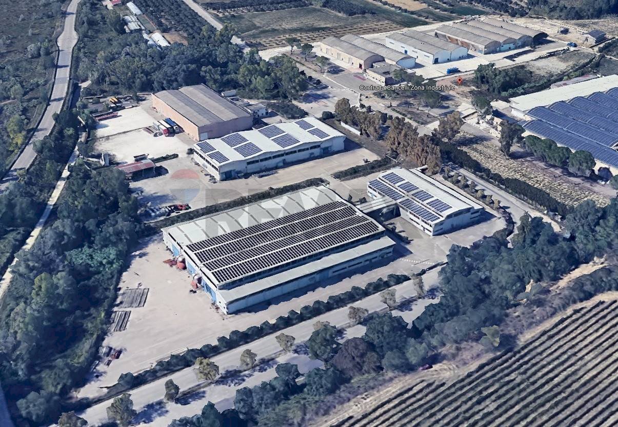 Edificio all\'aperto - Capannone C.DA CANCELLI
 
SNC, Castilenti - foto 1