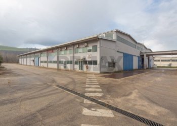 Edificio all\'aperto - Capannone C.DA CANCELLI
 
SNC, Castilenti - foto 4