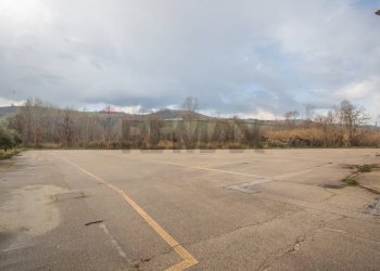 Edificio all\'aperto - Capannone C.DA CANCELLI
 
SNC, Castilenti - foto 6