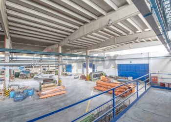 Palestra - Capannone C.DA CANCELLI
 
SNC, Castilenti - foto 11