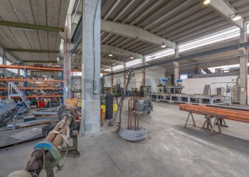 Palestra - Capannone C.DA CANCELLI
 
SNC, Castilenti - foto 28