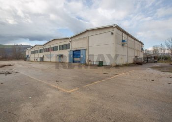 Edificio all\'aperto - Capannone C.DA CANCELLI
 
SNC, Castilenti - foto 35